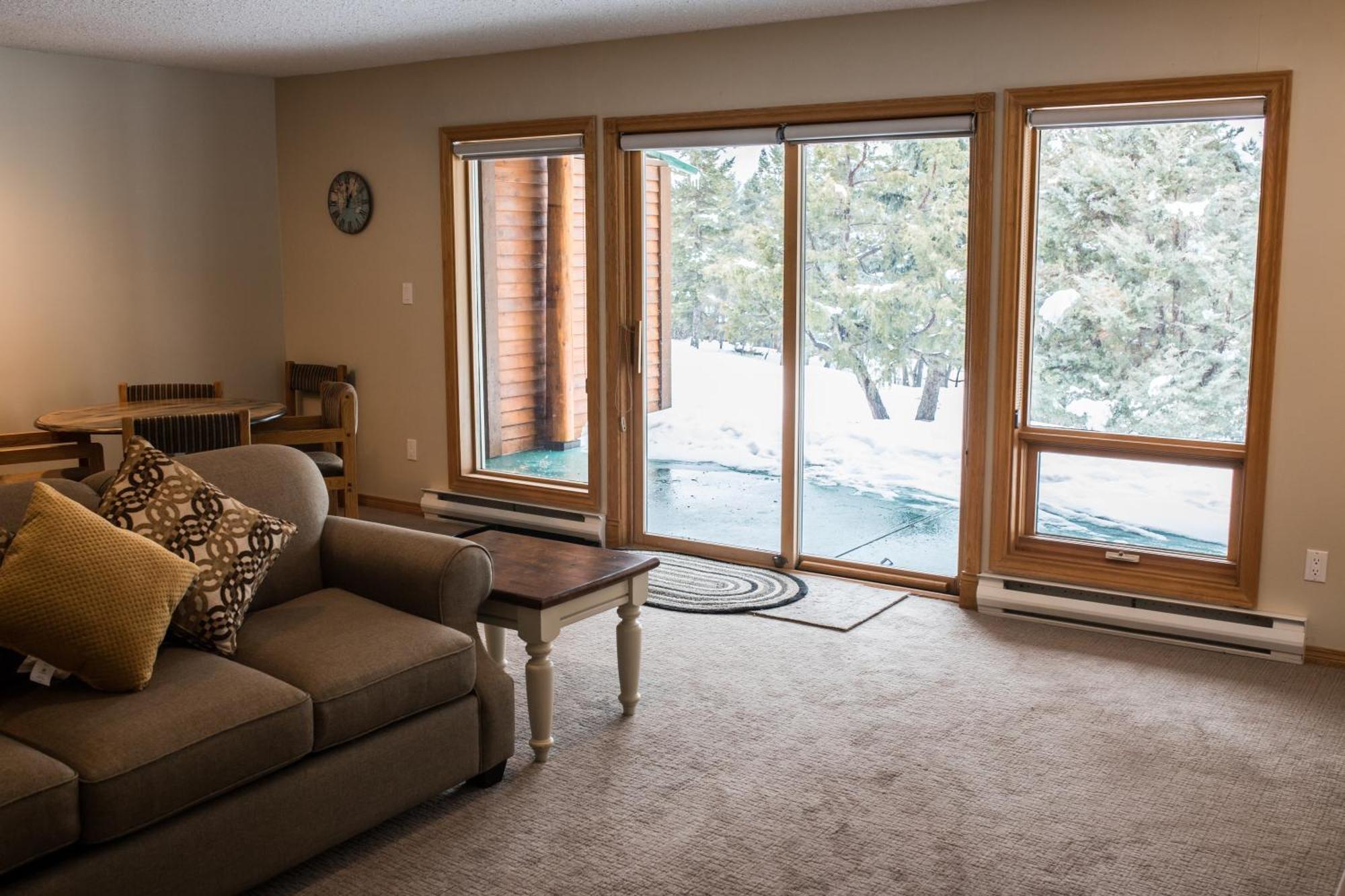 Marble Canyon Apartment *